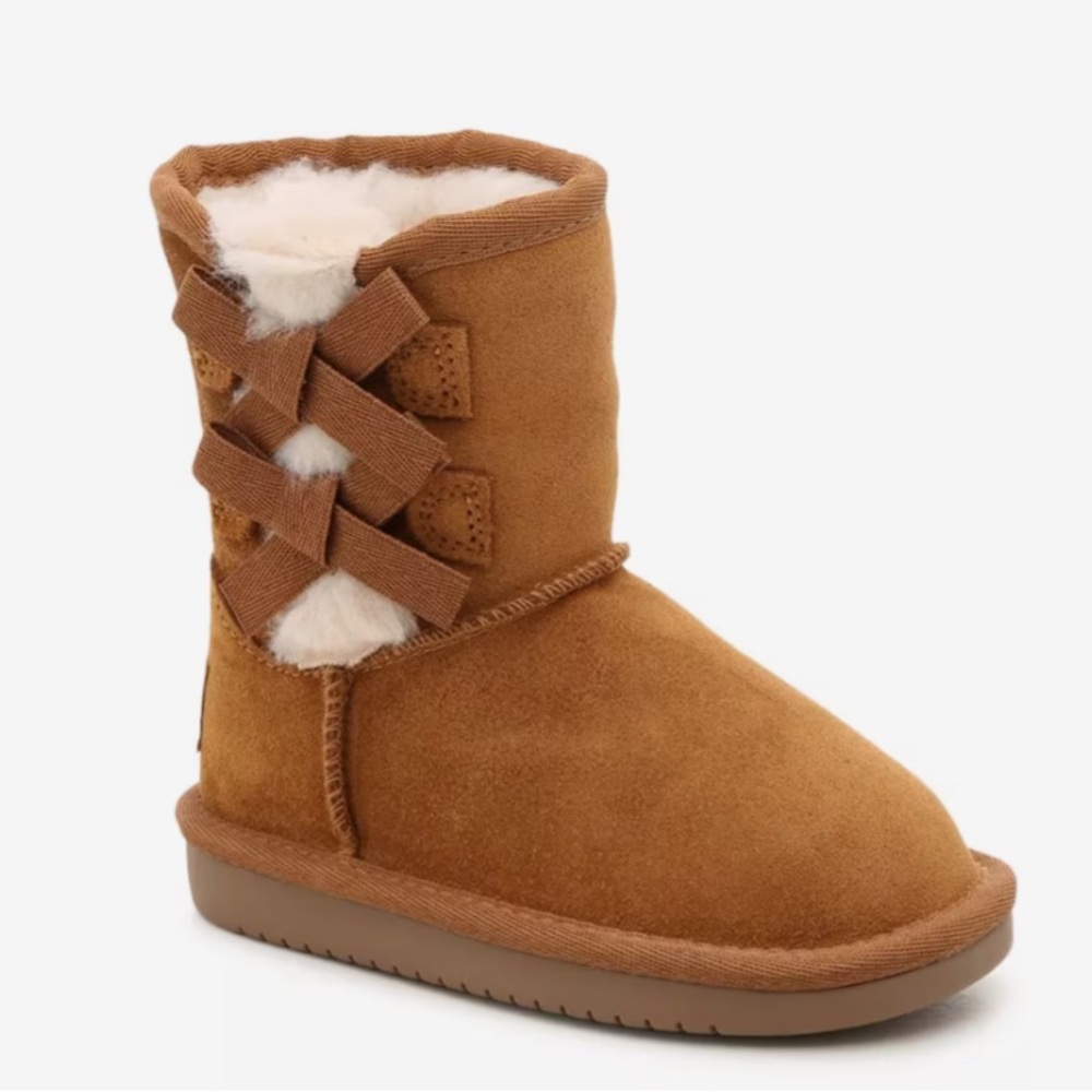 Koolaburra by UGG Brown Suede Boots